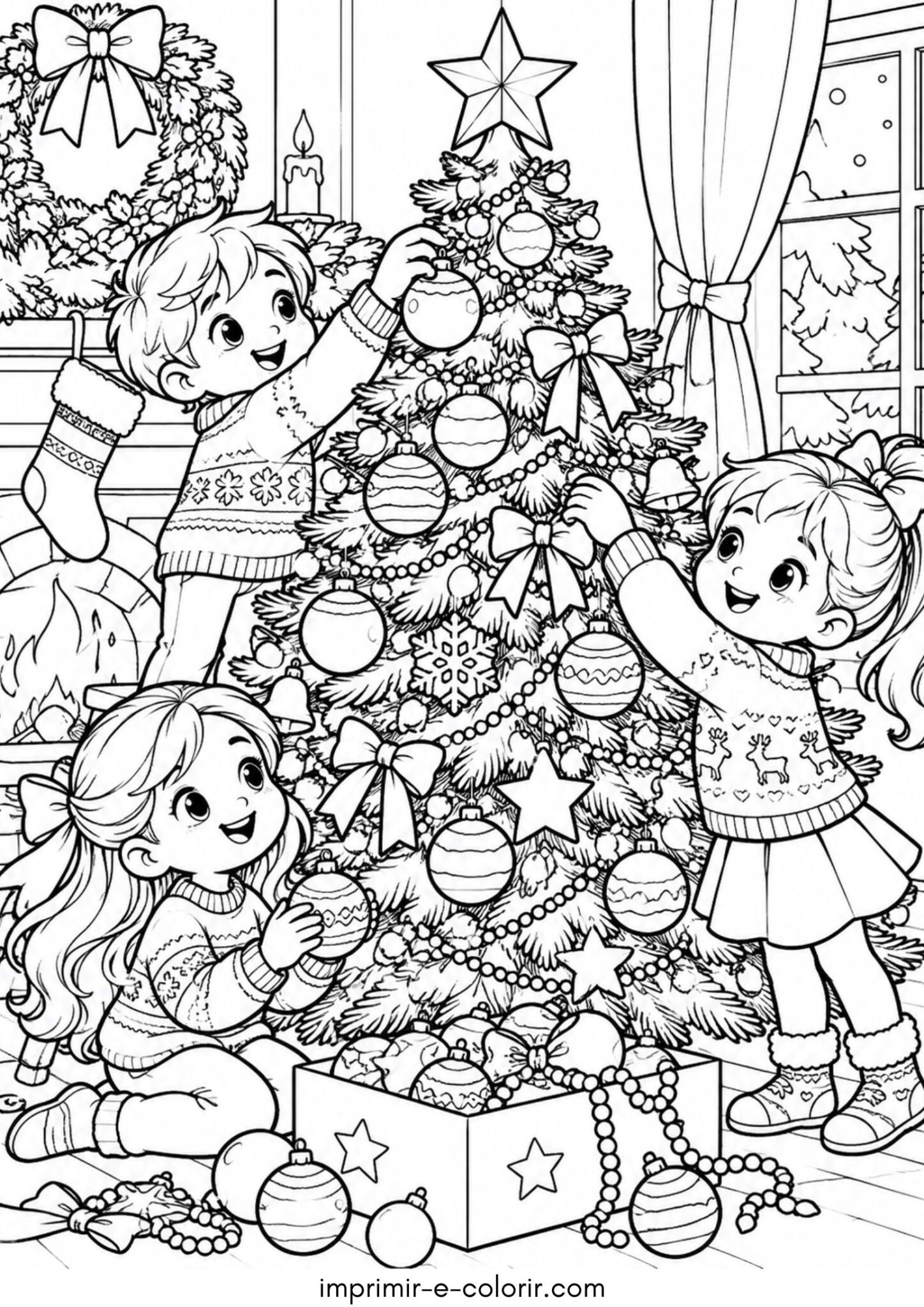 Desenho de Crianças felizes enfeitando a árvore de Natal na sala para colorir e imprimir