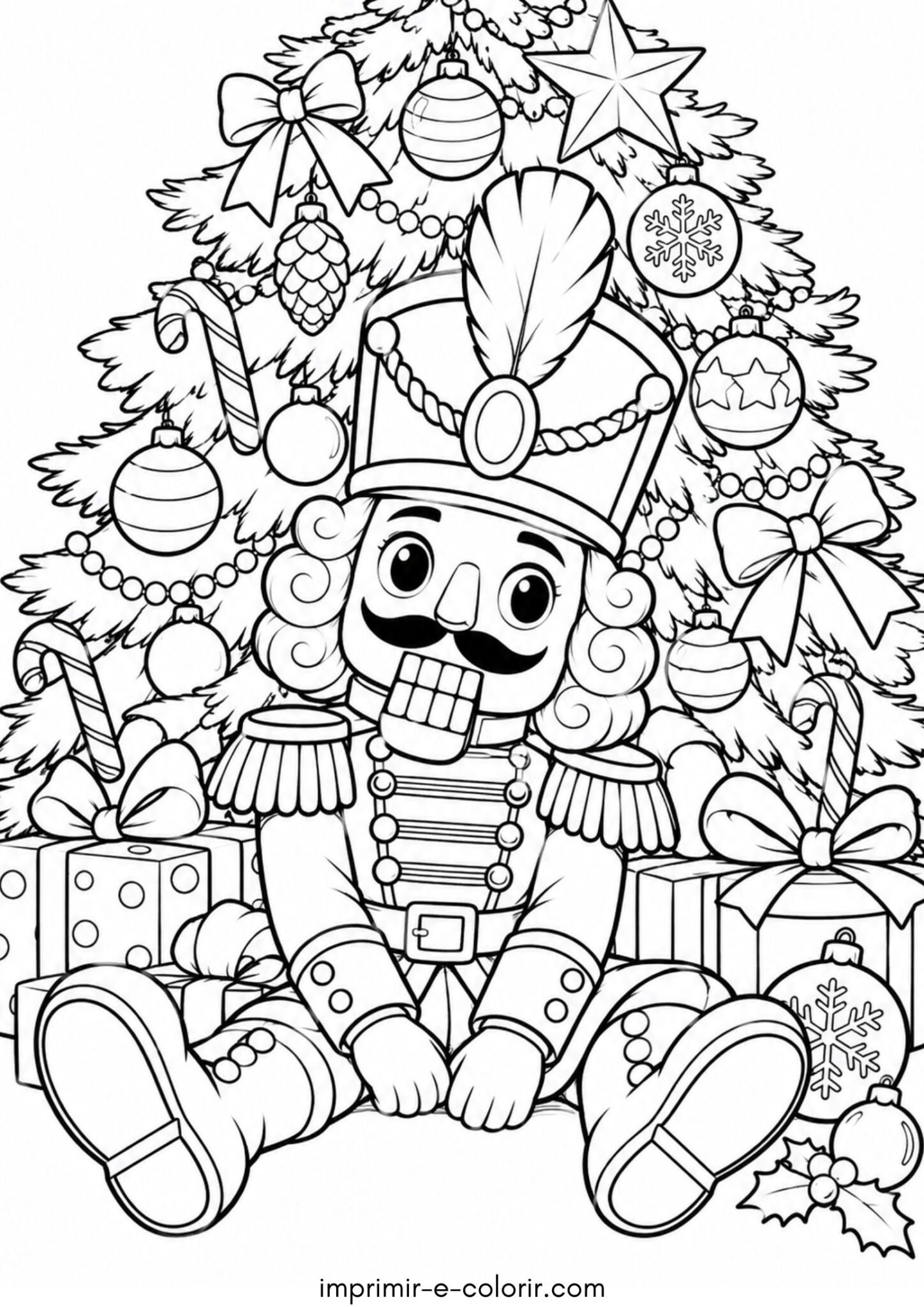 Desenho de Quebra-Nozes sentado embaixo da árvore de Natal enfeitada